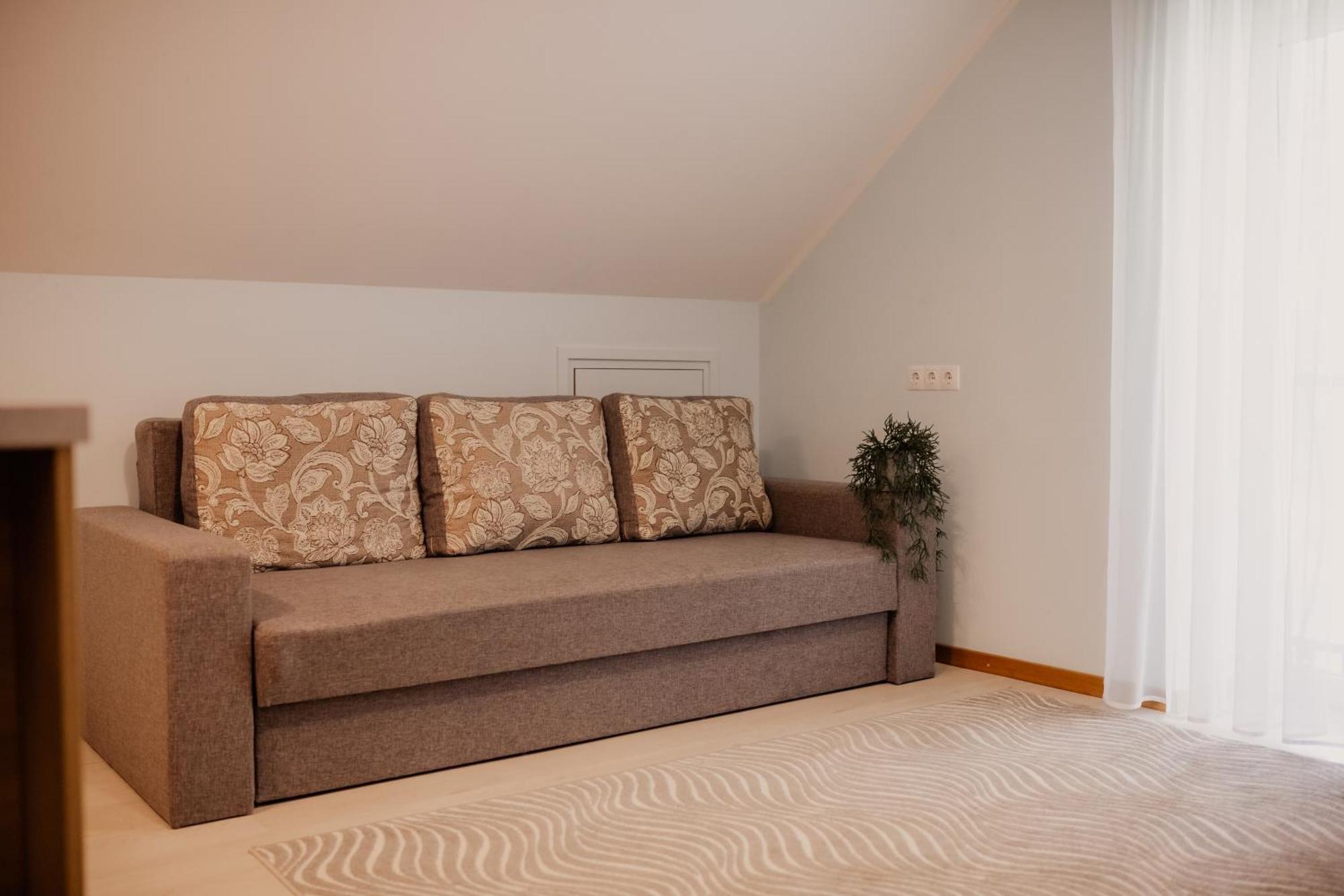 Aparthotel Saules Iela 2A Saldus Zimmer foto